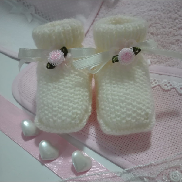 Knitting Baby Boots - Cream